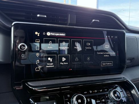 Used 2023 GMC Sierra 1500 AT4 w/ AT4 Preferred Package image 16