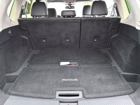 Used 2023 Nissan Rogue SL FWD image 9