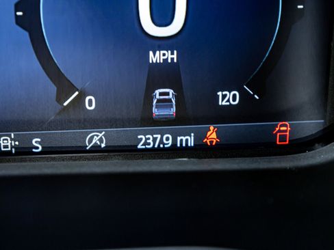 Used 2025 Ford F150 XL image 18