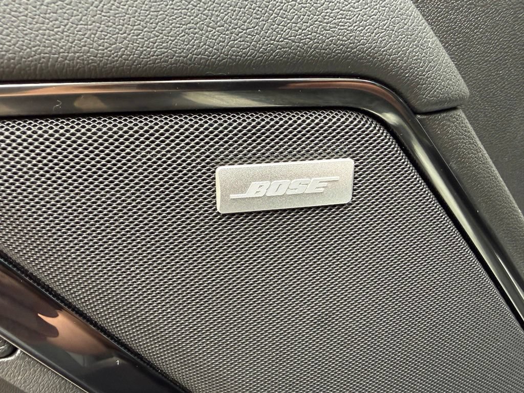 Used 2024 GMC Sierra 1500 AT4 w/ AT4 Preferred Package AWD/4WD image 16