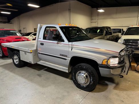 Used 1998 Dodge Ram 3500 Truck 4x4 Regular Cab image 34