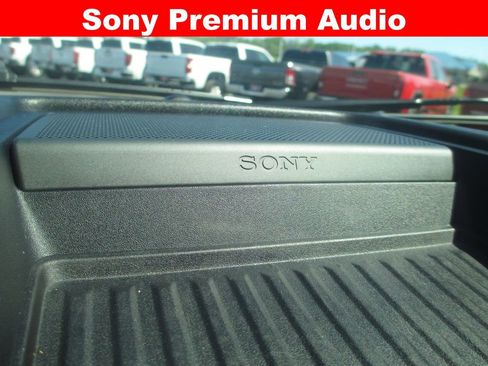 Used 2015 Ford F150 Platinum w/ Equipment Group 701A Luxury AWD/4WD image 21