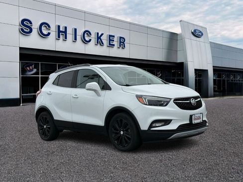 Used 2019 Buick Encore Essence FWD image 1