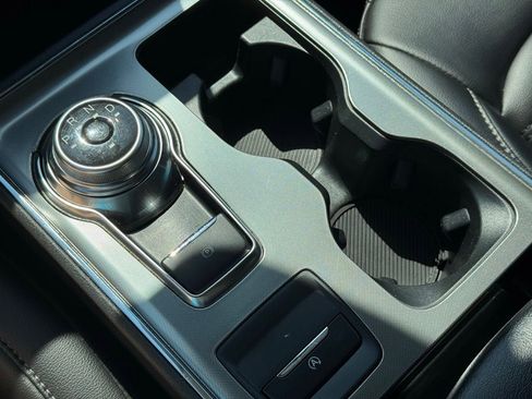 Certified 2022 Ford Edge SEL image 31