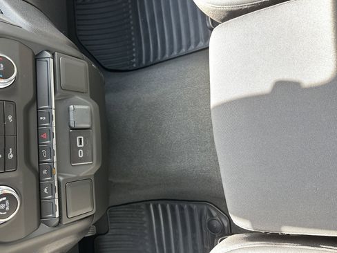 Used 2024 GMC Sierra 1500 Pro w/ Pro Value Package AWD/4WD image 23