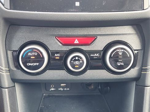 Used 2022 Subaru Crosstrek 2.5i Sport w/ Moonroof Package image 20