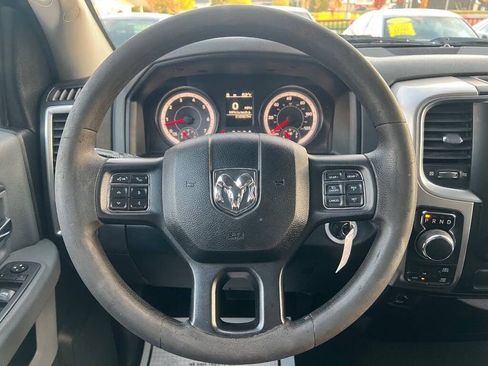 Used 2018 RAM 1500 Classic SLT image 13