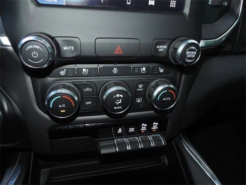 Used 2022 RAM 1500 Laramie w/ Sport Appearance Package image 23