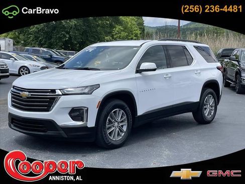 Certified 2023 Chevrolet Traverse LT FWD image 1