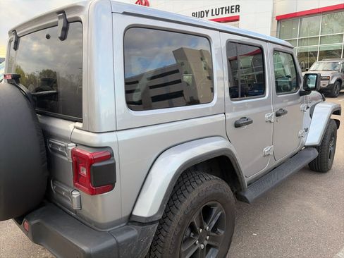 Used 2021 Jeep Wrangler Unlimited Sahara AWD/4WD image 5
