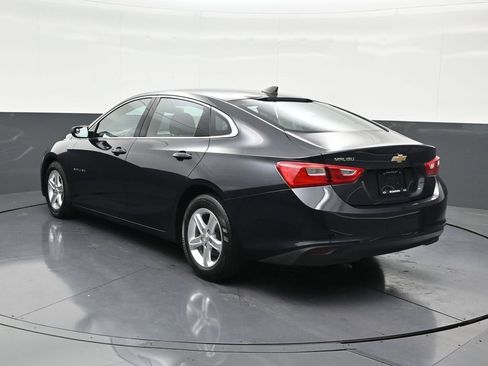 Used 2022 Chevrolet Malibu LS image 3