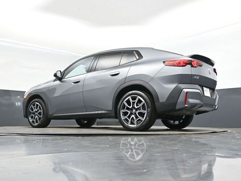 Used 2025 BMW X2 xDrive28i image 41