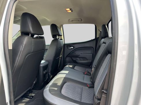 Used 2022 Chevrolet Colorado Z71 image 12