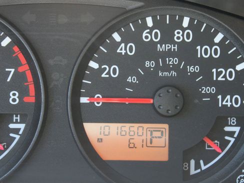 Used 2014 Nissan Frontier SV w/ SV Value Truck Package image 30