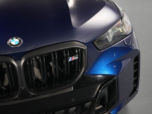 Used 2025 BMW X5 M60i AWD/4WD image 9
