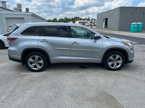 Used 2016 Toyota Highlander Limited Platinum w/ Protection Package #3 AWD/4WD image 5