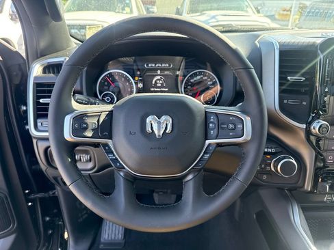 New 2026 RAM 1500 4x4 Crew Cab image 10