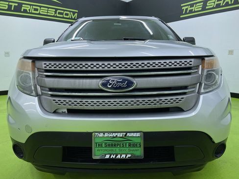 Used 2013 Ford Explorer 4WD w/ Class III Trailer Tow Pkg image 3