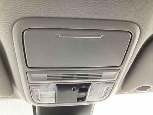 Used 2022 Honda Odyssey LX image 27