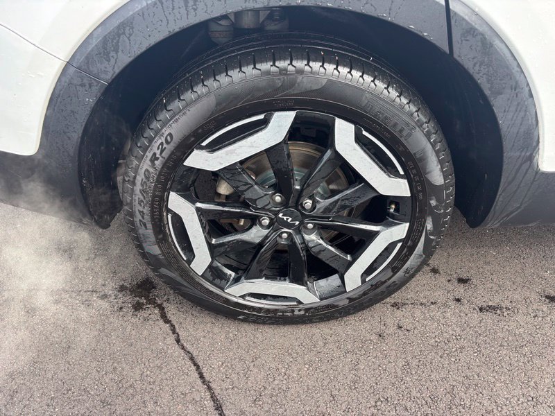 Certified 2023 Kia Telluride EX FWD image 15