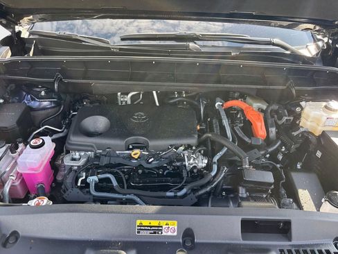 Used 2023 Toyota Highlander Platinum image 23