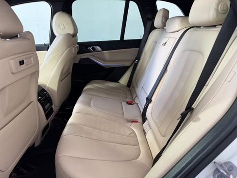 Used 2022 BMW X5 xDrive40i w/ Premium Package AWD/4WD image 20