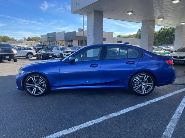 Used 2020 BMW 330i xDrive Sedan w/ M Sport Package AWD/4WD image 8