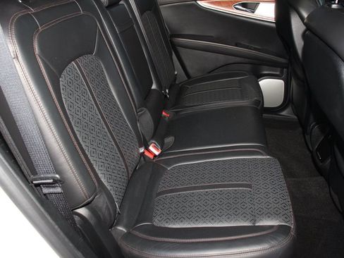 Used 2019 Lincoln Nautilus Black Label FWD image 20