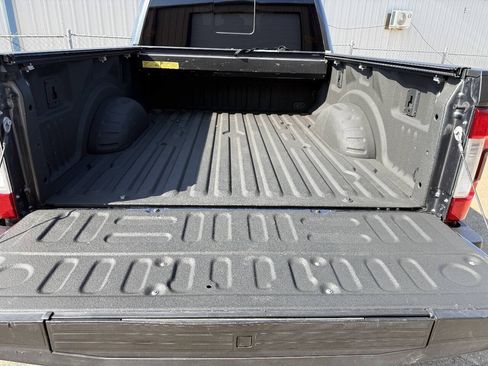 Used 2019 Ford F250 Lariat w/ Lariat Value Package AWD/4WD image 8