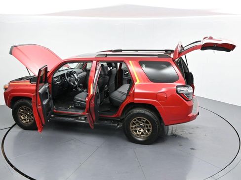 Used 2023 Toyota 4Runner 40th Anniversary SE AWD/4WD image 48