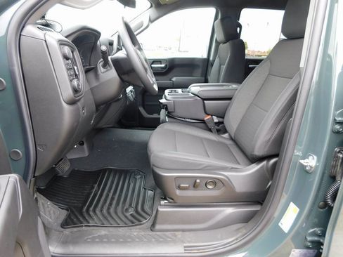 New 2026 Chevrolet Silverado 1500 Custom Trail Boss w/ Turbomax Blackout Package image 18