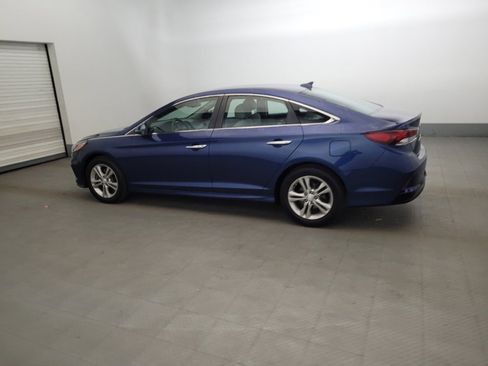 Used 2019 Hyundai Sonata SEL w/ Tech Package 02 FWD image 3