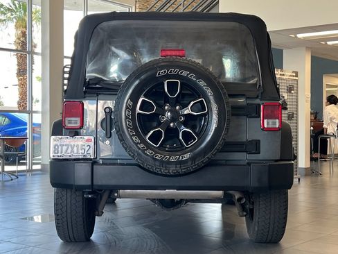 Used 2014 Jeep Wrangler Sport AWD/4WD image 4