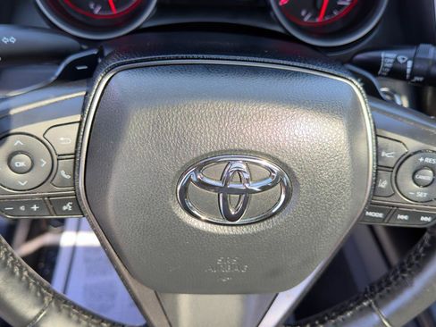 Used 2023 Toyota Camry XSE w/ Navigation Package image 38