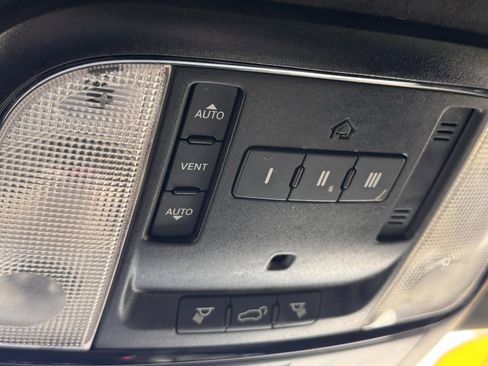 Used 2021 Dodge Durango R/T w/ Technology Group image 20