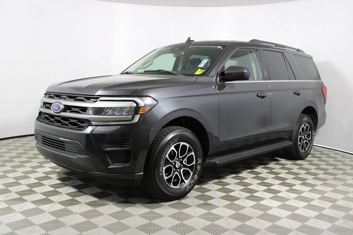 Used 2024 Ford Expedition XLT RWD image 44