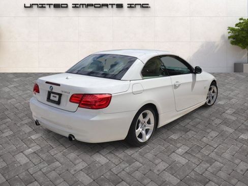 Used 2011 BMW 335i Convertible RWD image 4