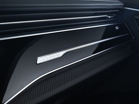 New 2026 Audi RS Q8 performance image 19