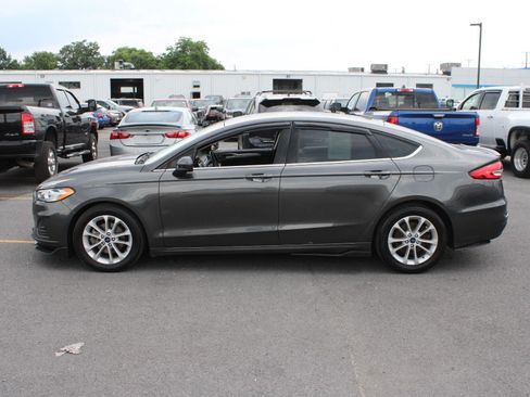 Used 2020 Ford Fusion SE FWD image 5