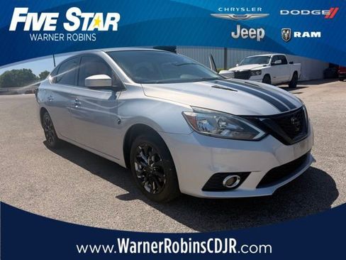 Used 2019 Nissan Sentra SV image 1