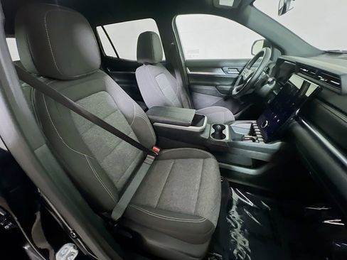 Used 2025 GMC Terrain Elevation AWD/4WD image 23