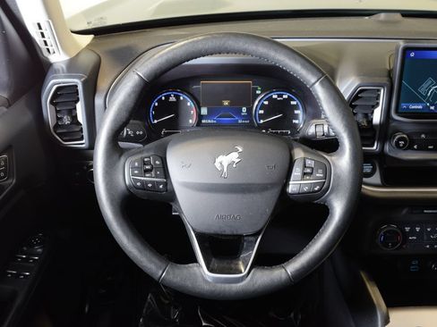 Used 2021 Ford Bronco Sport Outer Banks AWD/4WD image 19