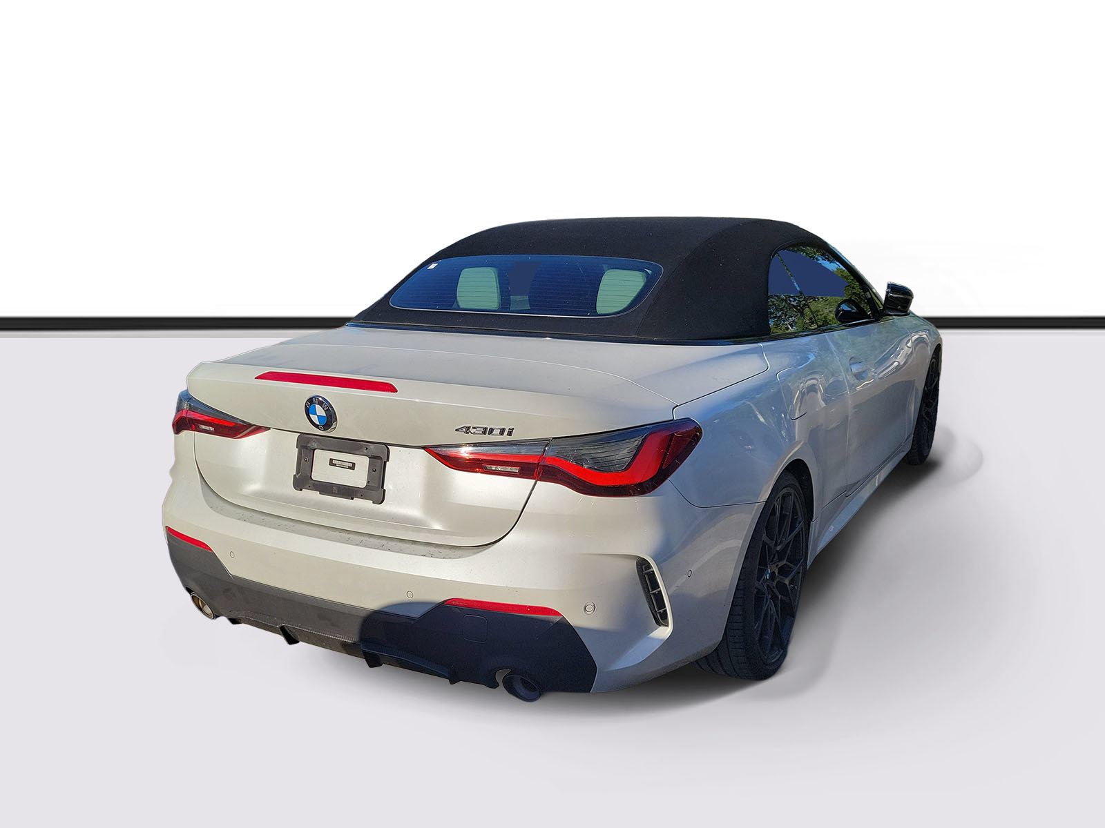 Certified 2023 BMW 430i Convertible w/ M Sport Package RWD image 4