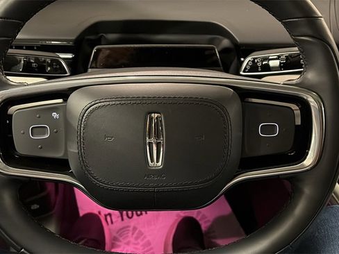 Used 2025 Lincoln Nautilus Premier w/ Equipment Group 102A image 16