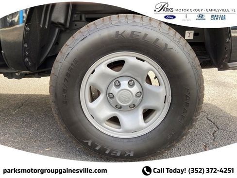 Used 2020 Toyota Tacoma SR image 11