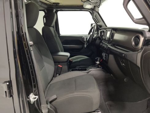 Used 2018 Jeep Wrangler Unlimited Sport S AWD/4WD image 21