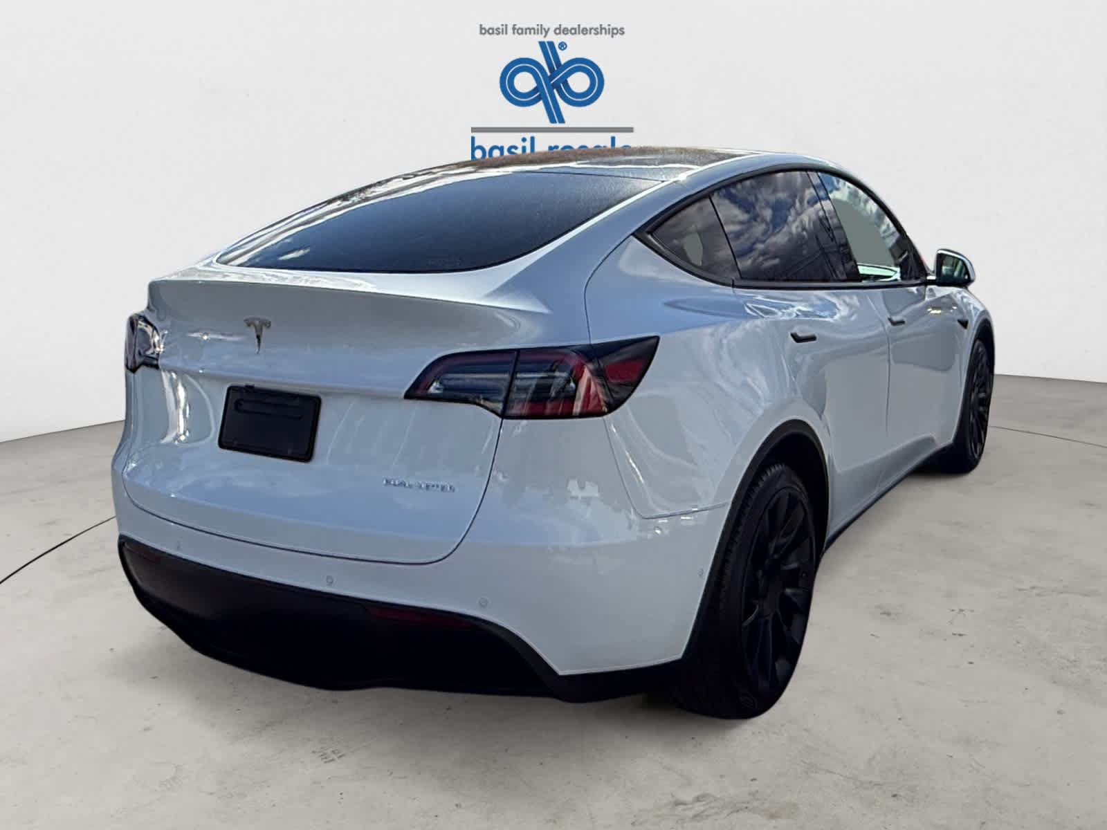 Used 2021 Tesla Model Y Long Range AWD/4WD image 6