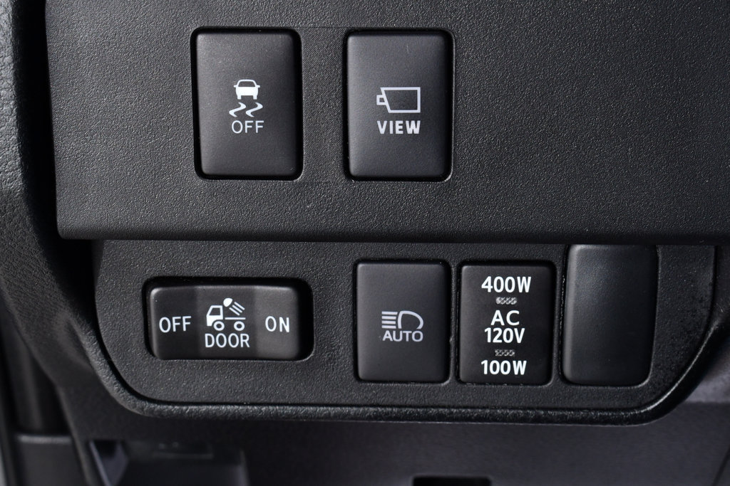 Used 2023 Toyota Tacoma Limited w/ Nightshade Package AWD/4WD image 33