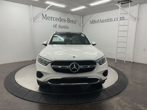 New 2026 Mercedes-Benz GLC 300 image 2