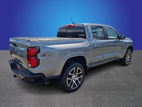 Used 2023 Chevrolet Colorado Z71 w/ Z71 Convenience Package 2 AWD/4WD image 4
